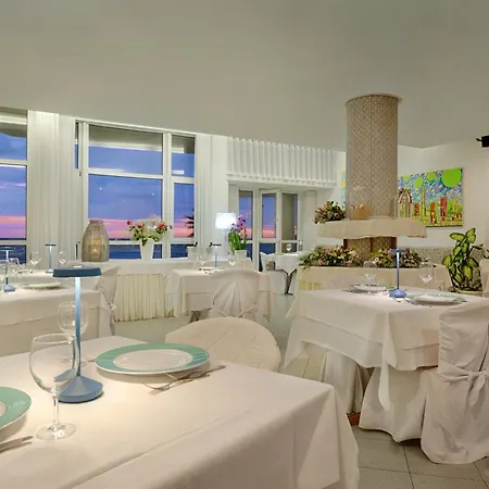 Hotel Mida Scoglitti