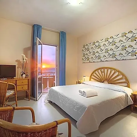 Hotell Mida