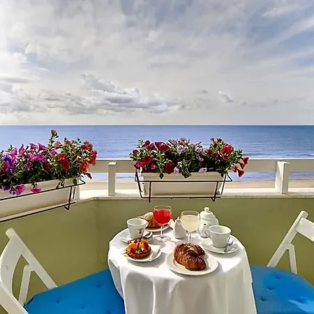Hotel Mida 3*